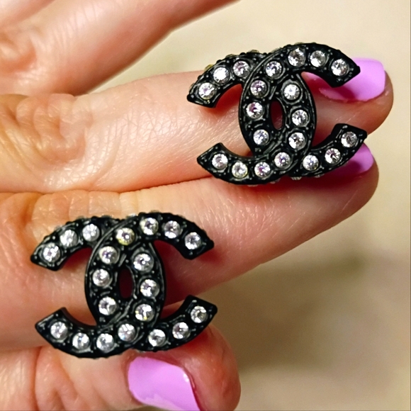 Chanel Vintage Crystal Strass Interlocking CC Clip-on Earrings